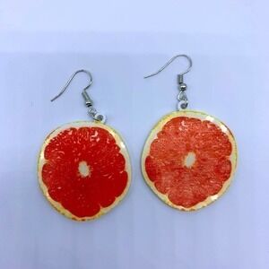 NEW pair of grapefruit slice fashion earrings
